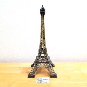 #1140 New Vintage Look Metal 12.25" Eiffel Tower